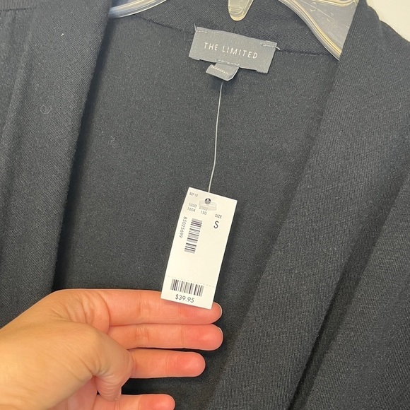 The Limited Open Front Deep V Surplus Long Sleeve Top Sz S NWT - Picture 4 of 8